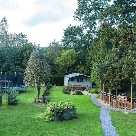 Peaceful Garden Stay, Malmedy, Cleaning Included Holiday home